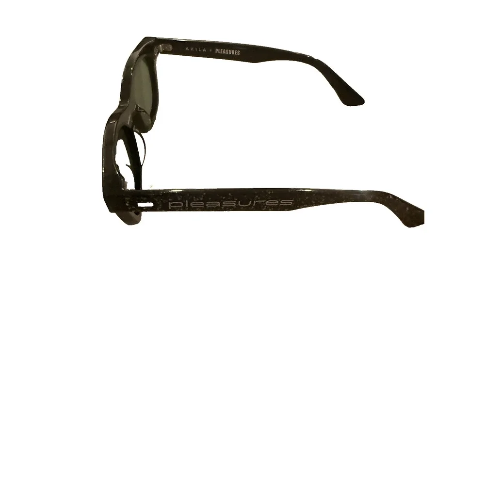 AKILA x PLEASURES Black Speckled UV Tinted Sunglasses Unisex Eyewear